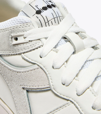 Diadora B. 560 USED - White